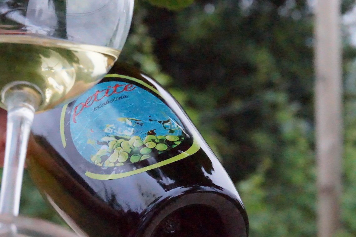 PETITE_TXAKOLINA_CASA_GARRAS2